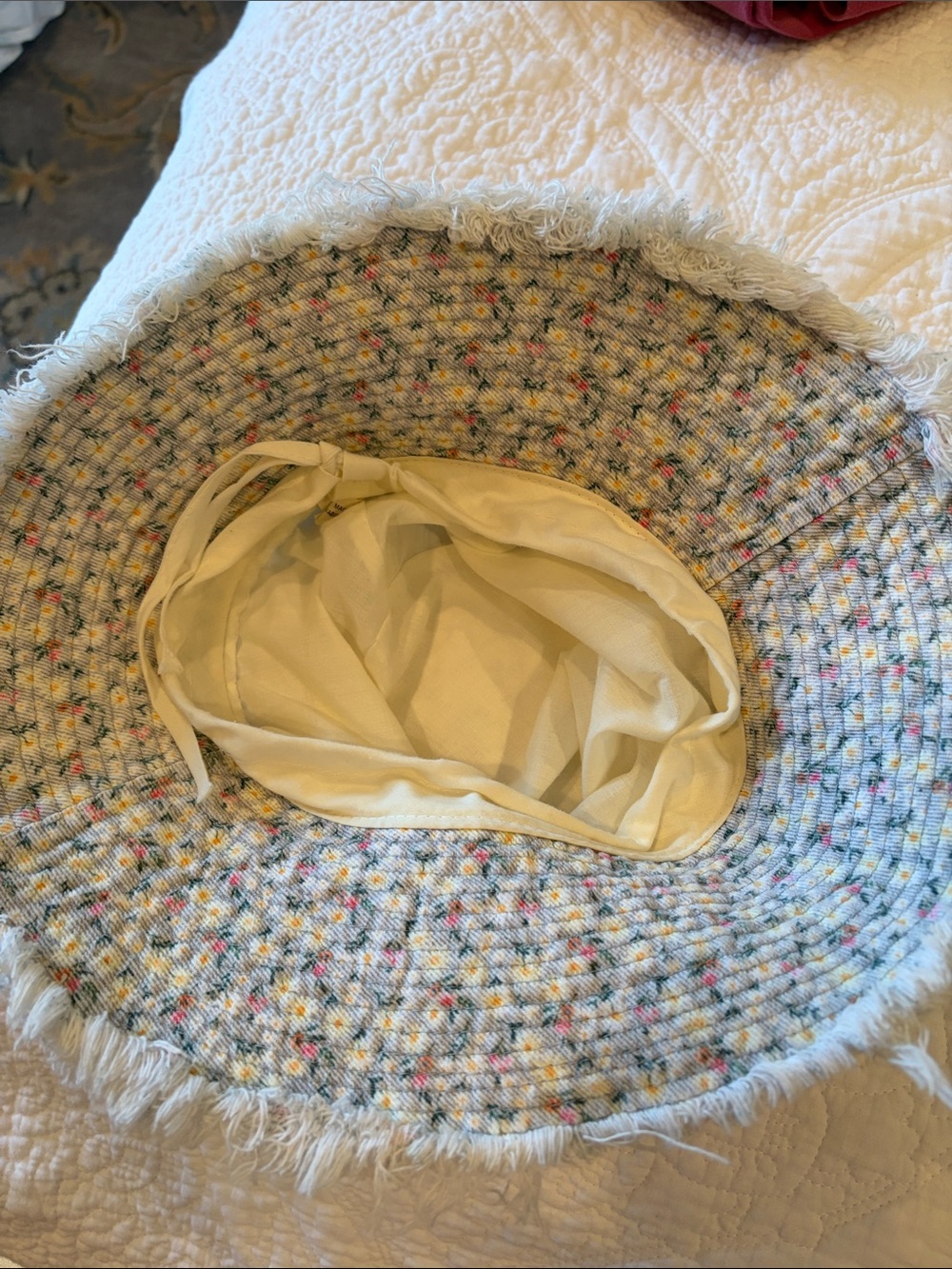 NATURAL LIFE Cream Tweed Floral Accent Bucket Hat - Picture 3 of 4